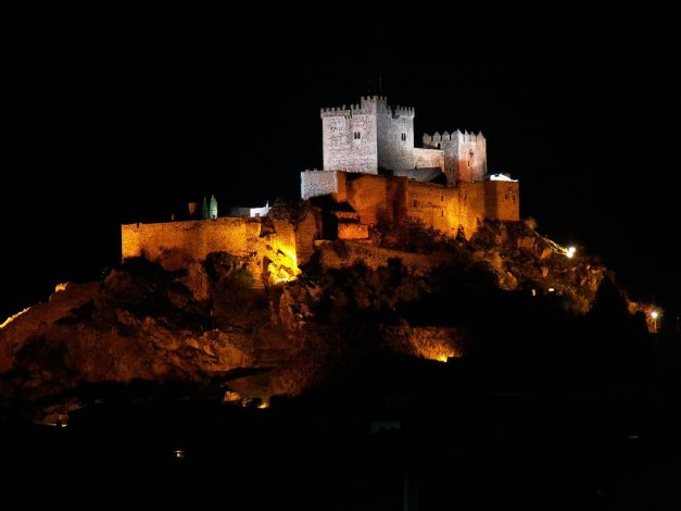 Castillo-de-Alburquerque-Badajoz-Extremadura2